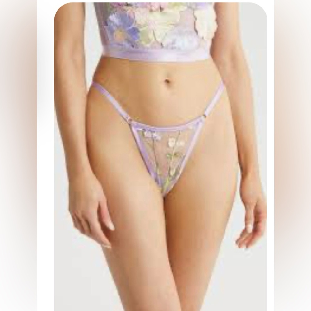 NWOT- KILO BRAVA Floral Embroidered Mesh G-String- Size 2XL